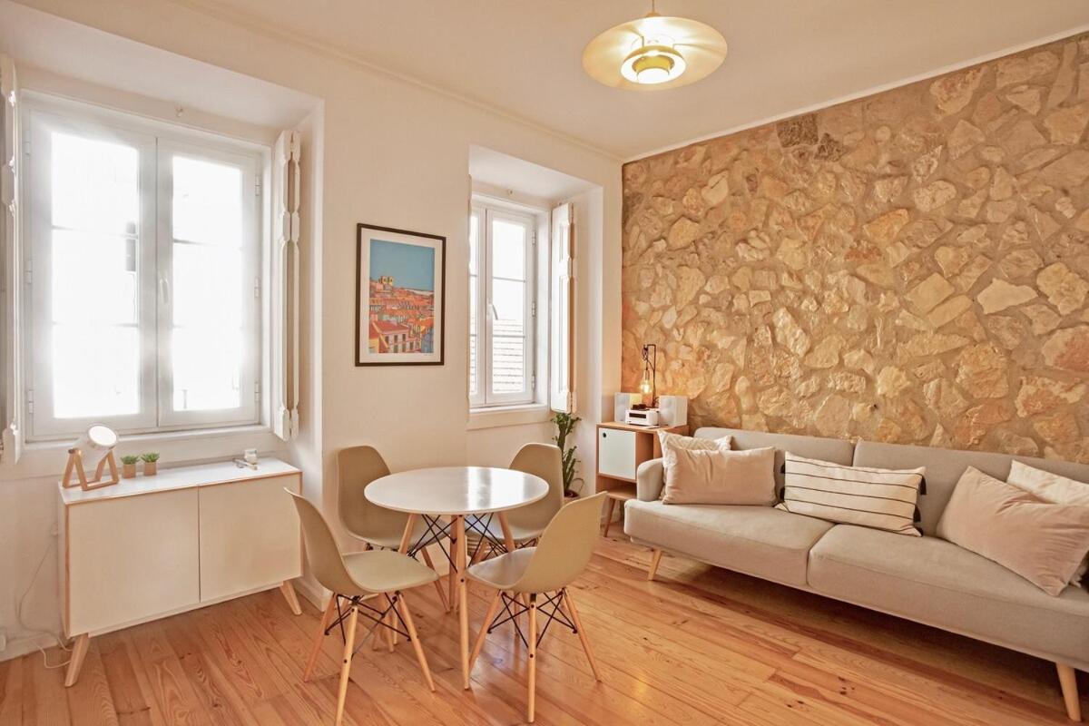 Renovated Cosy 1bedroom In Santos Apartment Lisbon